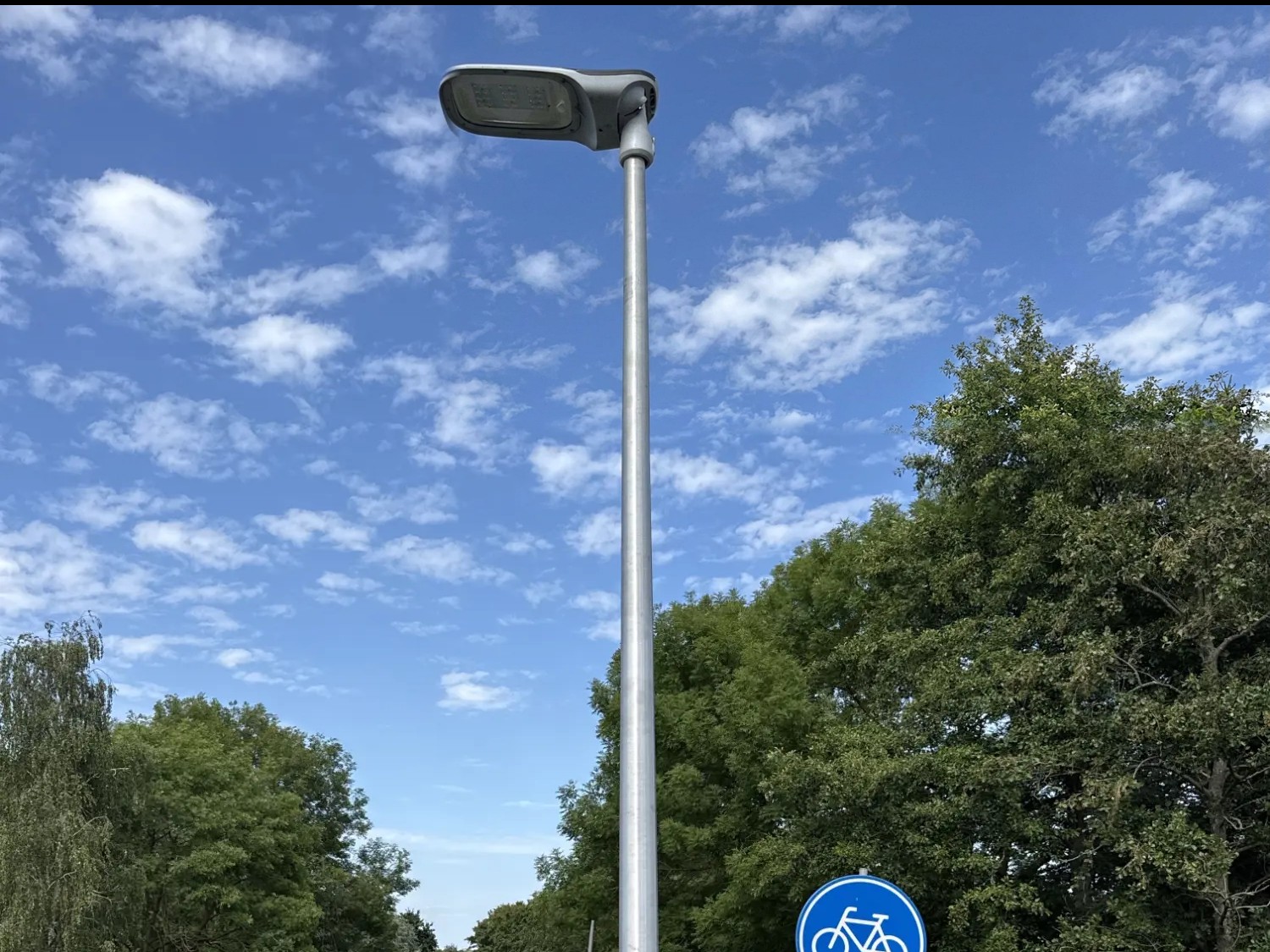 Extra foto 1 bij openbare verlichting — vervang met een eigen foto